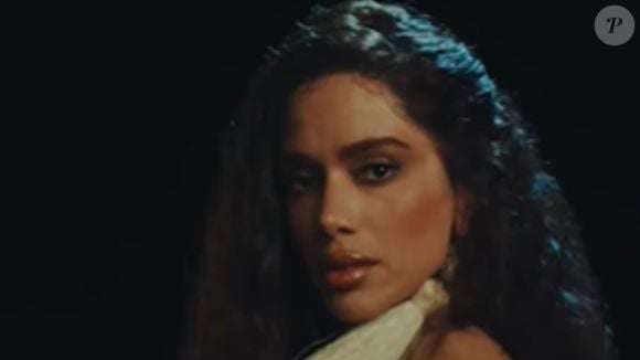 Depois de lançar a primeira parte de 'EQUILIBRIVM', Anitta revelou a data do segundo volume do álbum e celebrou parceria com a Natura
