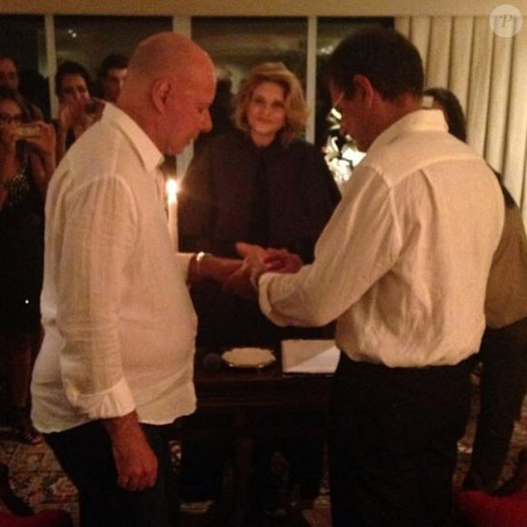 Gilberto Braga e Edgar Moura Brasil oficializaram a união após 41 anos juntos, no Rio de Janeiro, em 22 de março de 2014