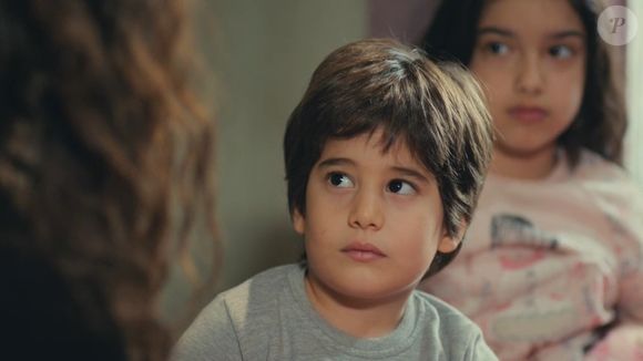 Sarp se desespera ao achar que o filho Doruk será a nova vítima de Nezir no capítulo da novela 'Força de Mulher' de quinta-feira 13 de março de 2025