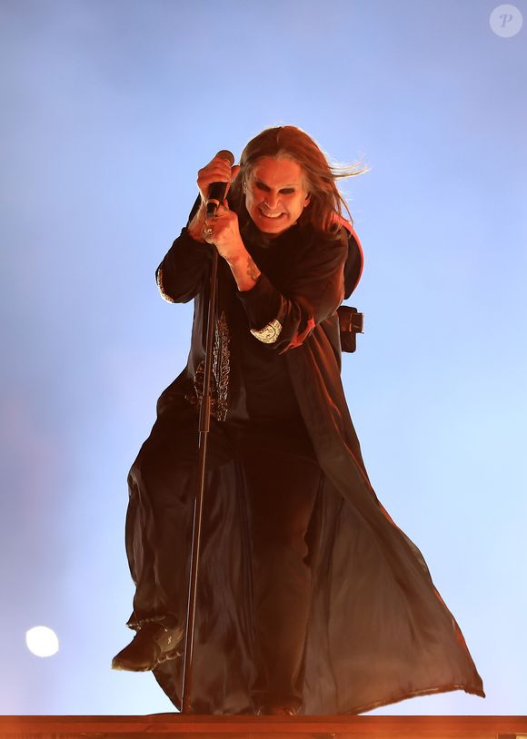 Ozzy Osbourne escreveu uma coluna há 14 anos onde falava sobre seu próprio velório