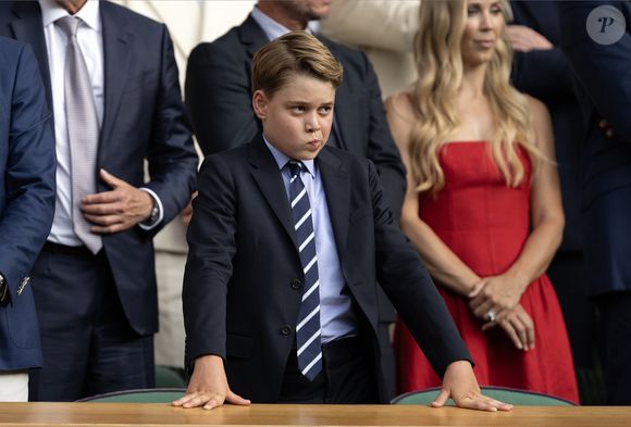 Aos 11 anos, príncipe George já se prepara para o trono com agenda cheia e postura de rei em eventos oficiais