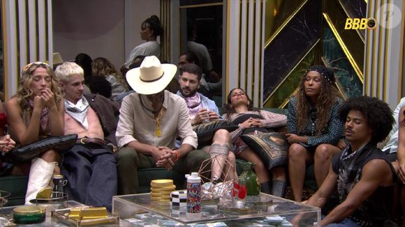 Após ser impedido de participar da Festa do Líder, Leandro criticou Cowboy e provocou debate sobre rivalidades e estratégias no BBB 26