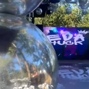 A festa de Eva, filha de Angélica e Luciano Huck, contou com decoração luxuosa e painel de led