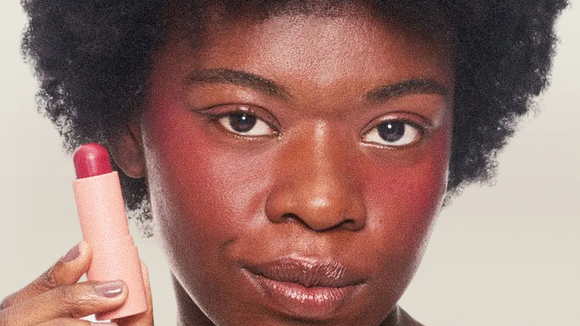 Mascavo na primavera: 4 produtos multifuncionais que acompanham o clima mais leve, fresco e colorido da estação