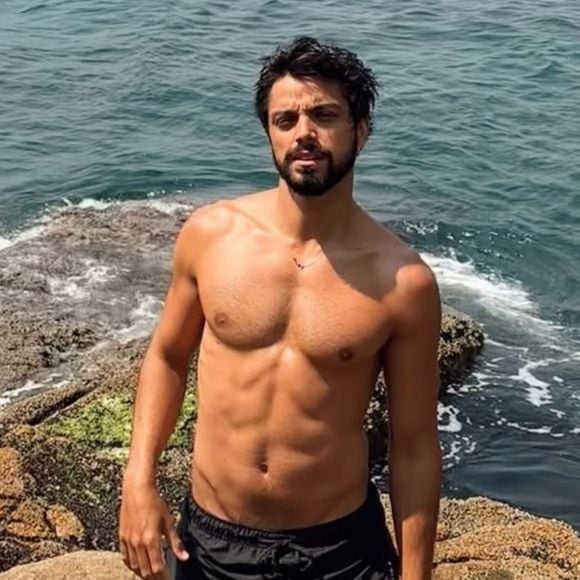 Rodrigo Simas está completando mais um aniversário neste 06 de janeiro de 2025!