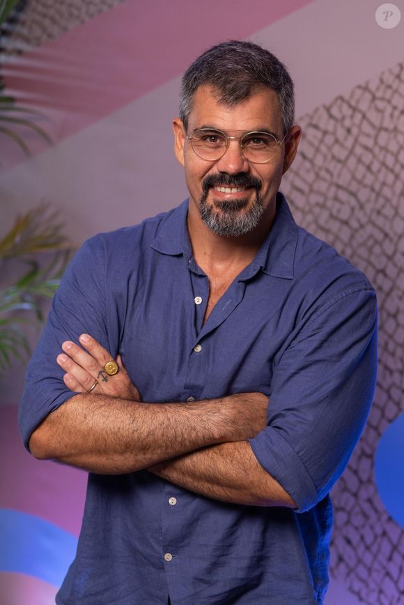 Juliano Cazarré não teve uma boa repercussão e foi criticado por alguns famosos, incluindo Marjorie Estiano e Claudia Abreu