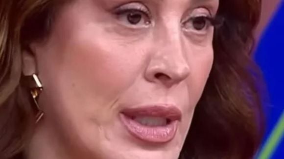 Claudia Raia presa: aos 59 anos, atriz abre o jogo sobre angústia e preconceito que sofreu na Argentina; dor terminou com ajuda da mãe