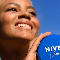 Nunca havia pensado reutilizar as latas vazias da Nivea para fazer organizadores de cozinha: ficam lindos e deixaram minha casa muito mais organizada