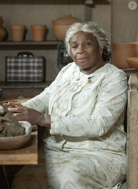 Zezé Motta celebra papel importante na nova novela da seis: 'A Nobreza do Amor'