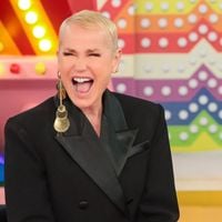'A cara de egípcia da Patrícia Abravanel': no SBT, Xuxa dispara contra Bolsonaro e web vê 'torta de climão' com filha de Silvio Santos
