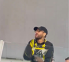 Fora de campo por conta de lesão, Neymar virou assunto durante o jogo entre Santos e Atlético-MG após protagonizar uma discussão com torcedores