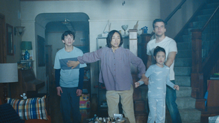 Final explicado de ‘A Última Casa’, Top 2 da Netflix Brasil com Wagner Moura: entenda as criaturas e o mistério da mensagem de rádio