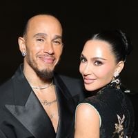 Nada de careca, homem alto com dentes bonitos e boa higiene: aos 45 anos e namorada de Lewis Hamilton, Kim Kardashian revelou ter uma lista de 55 pré-requisitos para novo relacionamento; em 2023, a famosa contou 21 itens da lista na TV