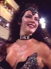 Alvo de polêmica em fotos de Virgínia Fonseca, fantasia de Luma de Oliveira ganhou versão 'politicamente correta' de outra famosa há 4 anos