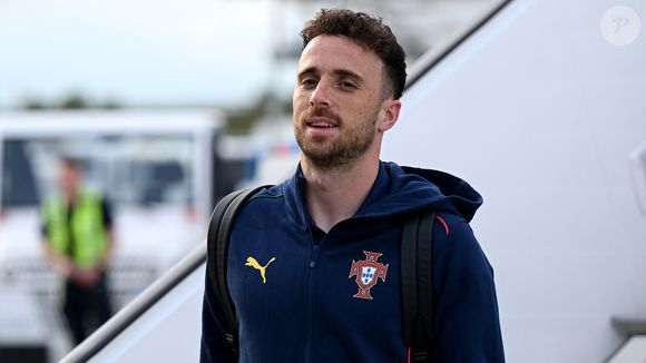 Diogo Jota iria se reapresentar ao Liverpool em 4 de julho de 2025 para a pré-temporada 2025/2026