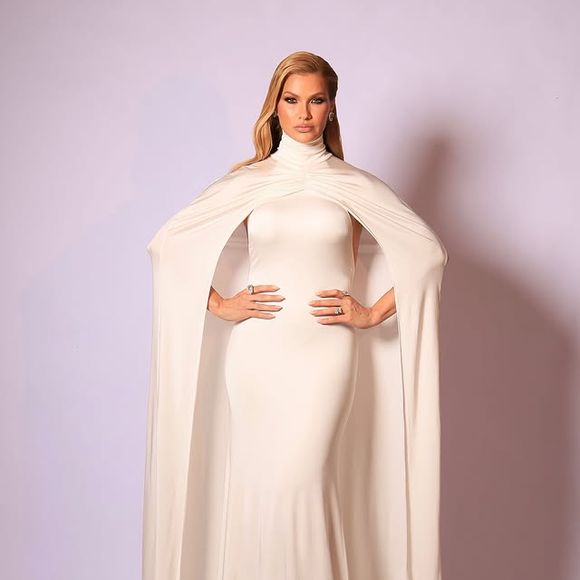 Poliana Rocha elogiou Andressa Suíta em uma foto publicada no Instagram da influencer