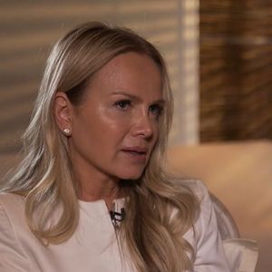 "Ele foi um pai possível que ele podia ser dentro da educação pouco amorosa que ele teve do meu avô. O 'eu te amo' ou a presença paterna era algo muito distante na nossa família", confidenciou.