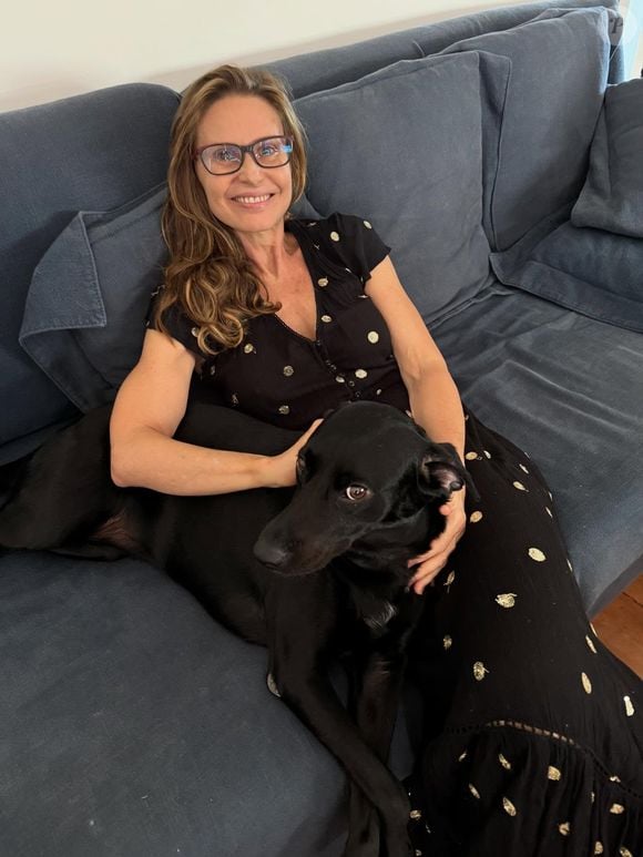 Em entrevista a um podcast, Paula Burlamaqui confessou que o envelhecimento "não tem nada de bom"