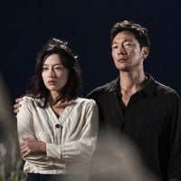 Acabei de assistir ao melhor dorama da minha vida e estou em prantos. É uma série profunda, estrelada por Kim Ji-won, que ensina a dar valor às pequenas coisas e mudanças, mesmo quando você está completamente perdido
