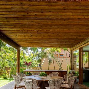 Casa de Heloísa Perísse na Bahia chama atenção por quartos sem TV e muito espaço externo
