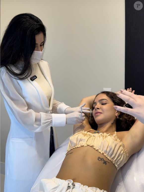 Mel Maia destacou que o procedimento não doeu