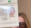 Virginia Fonseca chegou a ser levada para a sala de fiscalização pois não a reconheceram em seu passaporte. Eita!