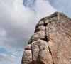Entre rochas esculpidas ao longo dos séculos pela água e pelo vento, é possível encontrar um verdadeiro museu de pedra a céu aberto.
