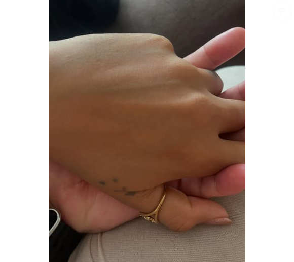 Lívia e Inalda costumam publicar fotos de troca de carinho