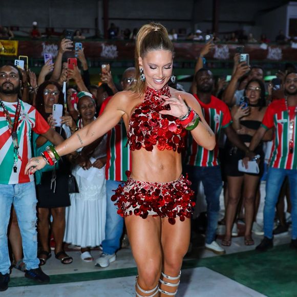 No último domingo (23), a escola de samba cancelou o primeiro ensaio de rua que teria Virgínia