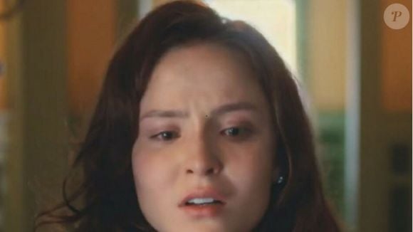 Larissa Manoela contou para o Diva Depressão sobre acidente que aconteceu no SBT em 2015