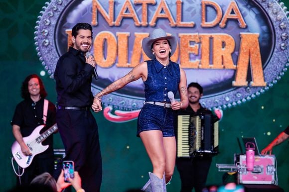 Ana Castela engatou um namoro com Zé Felipe, pai dos três filhos de Virgínia Fonseca