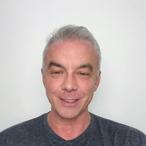 Alexandre Correa publicou o áudio nesta sexta-feira (07), data em que completa 54 anos. Na legenda da publicação, ele afirma que era humilhado pela ex-mulher