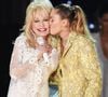 Dolly Parton e Miley Cyrus tinham uma relação de madrinha e afilhada que ultrapassou os limites da família e da música