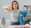 Pare de perder tempo passando roupa: existe um truque que pouquíssimas pessoas conhecem para lavar a roupa sem precisar passá-la depois