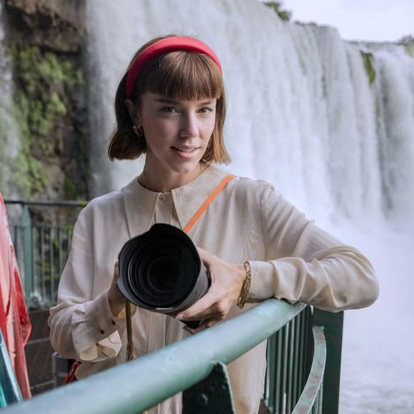 2025: diferente de tudo que fez na carreira, Alice Wegmann está de cabelo chanel em 'Vale Tudo'