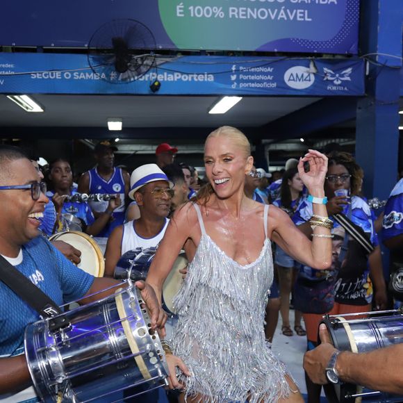 "Tem muita mulher que acaba desistindo de curtir o Carnaval por medo do julgamento. Isso é triste demais! A festa é para todo mundo!"