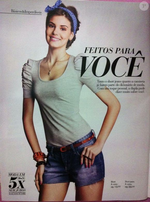 Camila Queiroz começou a fazer sucesso como modelo, estampando revistas e editoriais de moda