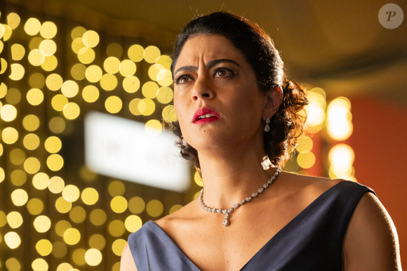 Clarice (Carol Castro) ficará em choque com a confusão e o reaparecimento de Beatriz (Duda Santos)