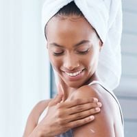 Sou dermatologista há 31 anos e como membro da SBD te garanto: ‘Esquecer este produto é o que não te faz ter uma pele incrível’