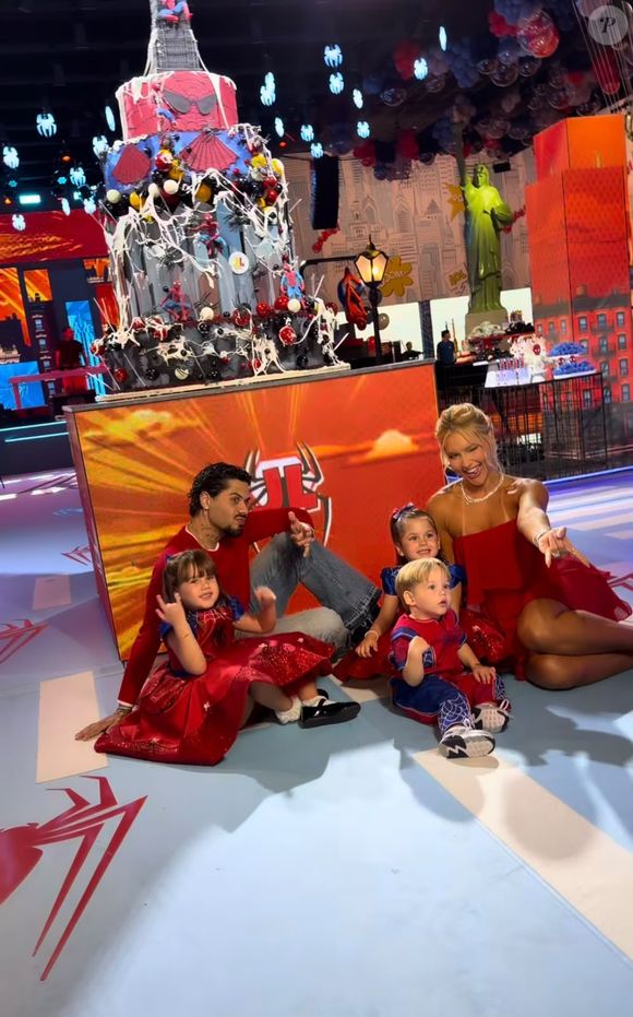 Nas imagens da comemoração, Virginia e Zé Felipe aparecem ao lado do aniversariante e das filhas Maria Alice, de 5 anos, e Maria Flor, de 3