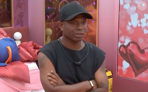 Edilson Capetinha, fora do 'BBB 26', se pronunciou por seus advogados e disse que quer chegar a um acordo na quitação da dívida