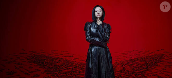 Kim Ji-won protagoniza 'Doctora X', série médica sul-coreana da Netflix. Na trama, a atriz interpreta uma cirurgiã que se recusa a seguir as regras estabelecidas no hospital