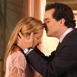 Miguel Falabella também elogiou a química entre Wagner Moura e Adriana Esteves: "Tem cenas dele com a Adriana Esteves que são memoráveis"