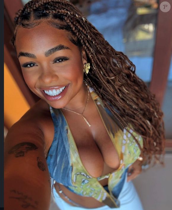 Cotada para o BBB26, Belle Daltro é uma influenciadora baiana, nascida em Salvador, que soma mais de 5 milhões de seguidores nas redes sociais. Conhecida pelo humor direto e espontâneo, ela ganhou projeção nacional em 2022 com vídeos sobre situações do cotidiano e relações pessoais. Movimentações recentes, como a reativação do X (antigo Twitter), levantaram suspeitas de preparação para o confinamento