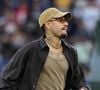Neymar surpreendeu os fãs ao aparecer com cavanhaque e bigode marcados. O novo visual do jogador do Santos virou assunto nas redes sociais e rendeu memes sobre sua aparência
