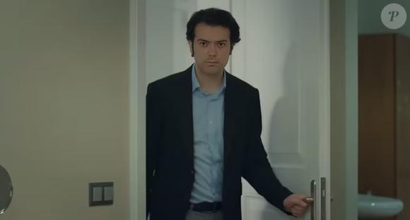 Mert, que se chama Cengi, é irmão de Atilla