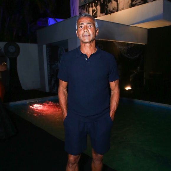 Ao que tudo indica, Romário, aos 59 anos, parece estar com um novo amor.