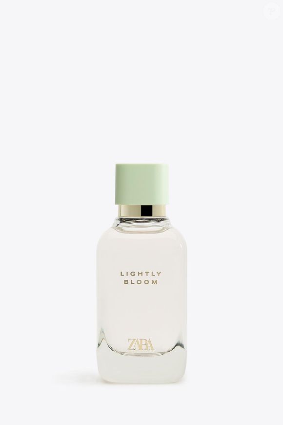 1. Lightly Bloom (Zara) | R$ 199 - Lightly Bloom, da Zara, aparece como uma escolha certeira para quem busca frescor e delicadeza. Com notas de lótus, peônia e almíscar, a fragrância traduz o charme jovem e confiante de Sophie Baek, funcionando bem do dia até o início da noite.