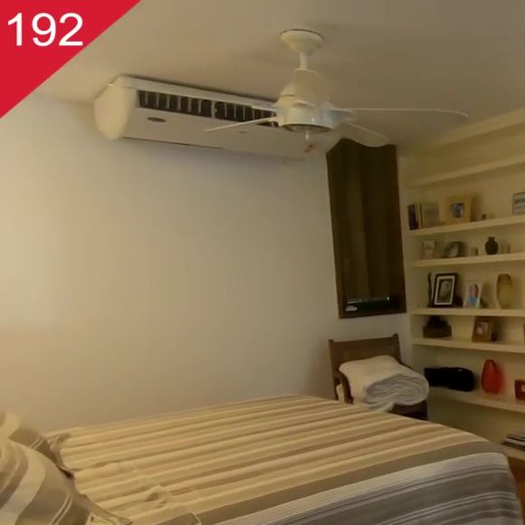 Mansão de Anitta tem quatro suítes; o quarto principal tem closet e banheira de hidromassagem