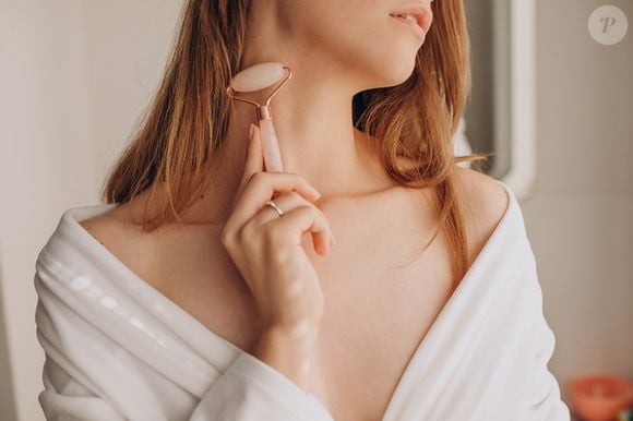 A pele do pescoço e do colo continua sendo uma das grandes esquecidas dos nossos rituais de beleza